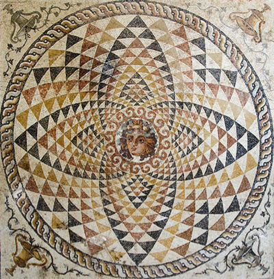 Διόνυσος, γεωμετρικό ψηφιδωτό από ρωμαϊκή βίλλα, δεύτερο μισό του 2ου-3ου αι. μ.Χ., Κόρινθος