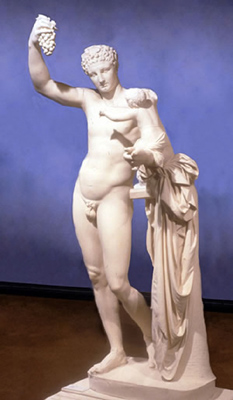 Ο Ερμής με τον Διόνυσο βρέφος, ανακατασκευή του διάσημου αγάλματος του Πραξιτέλους στην Ολυμπία