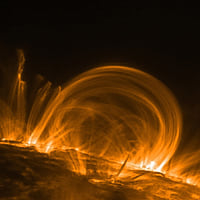 Στεφανιαίος βρόγχος - sun coronal loop